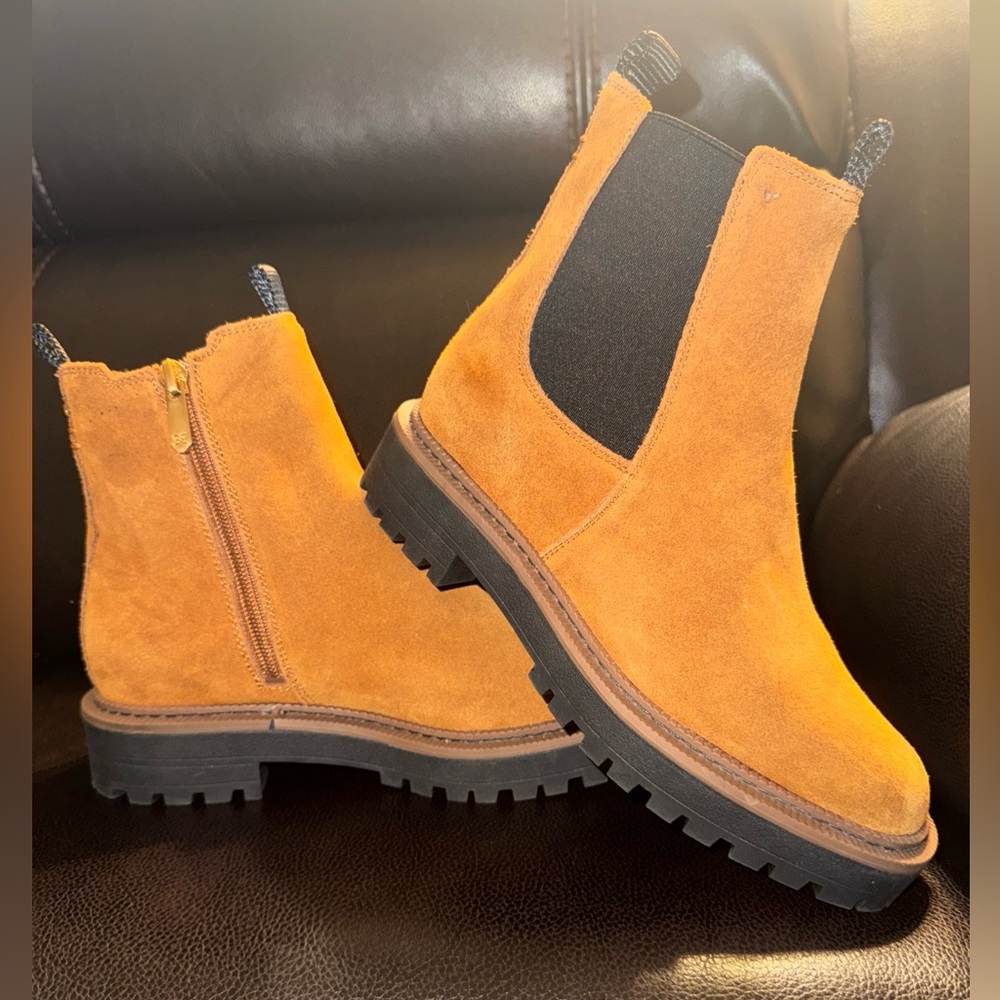 Sam Edelman Laguna Chelsea Boot. Women’s Size 4.5 Or Girl Size 3 New Without Box